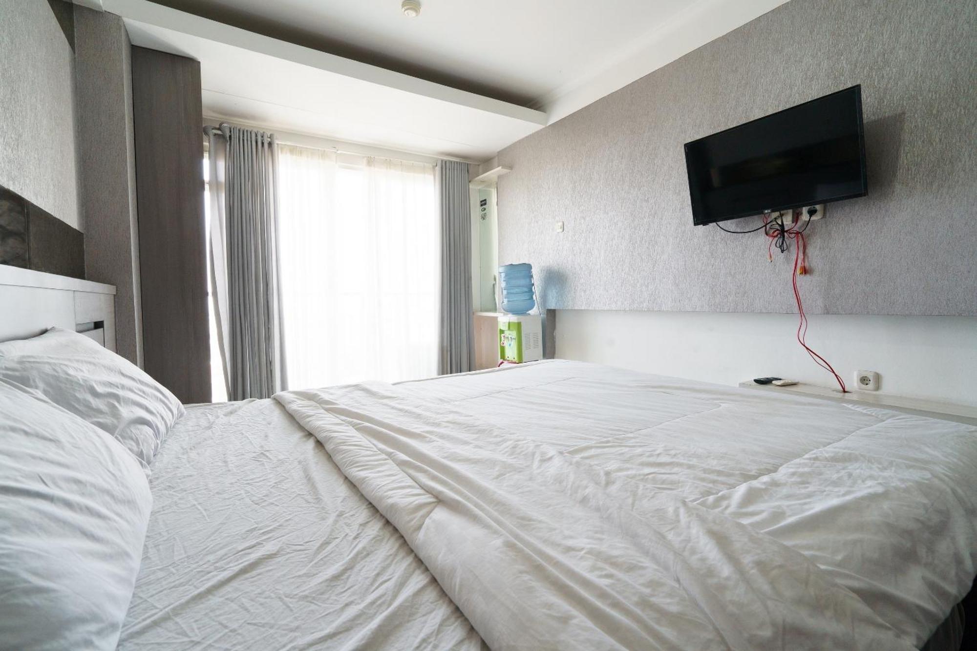 Oyo 94100 Gateway Pasteur Apartment By Ilyasa Bandung Bagian luar foto