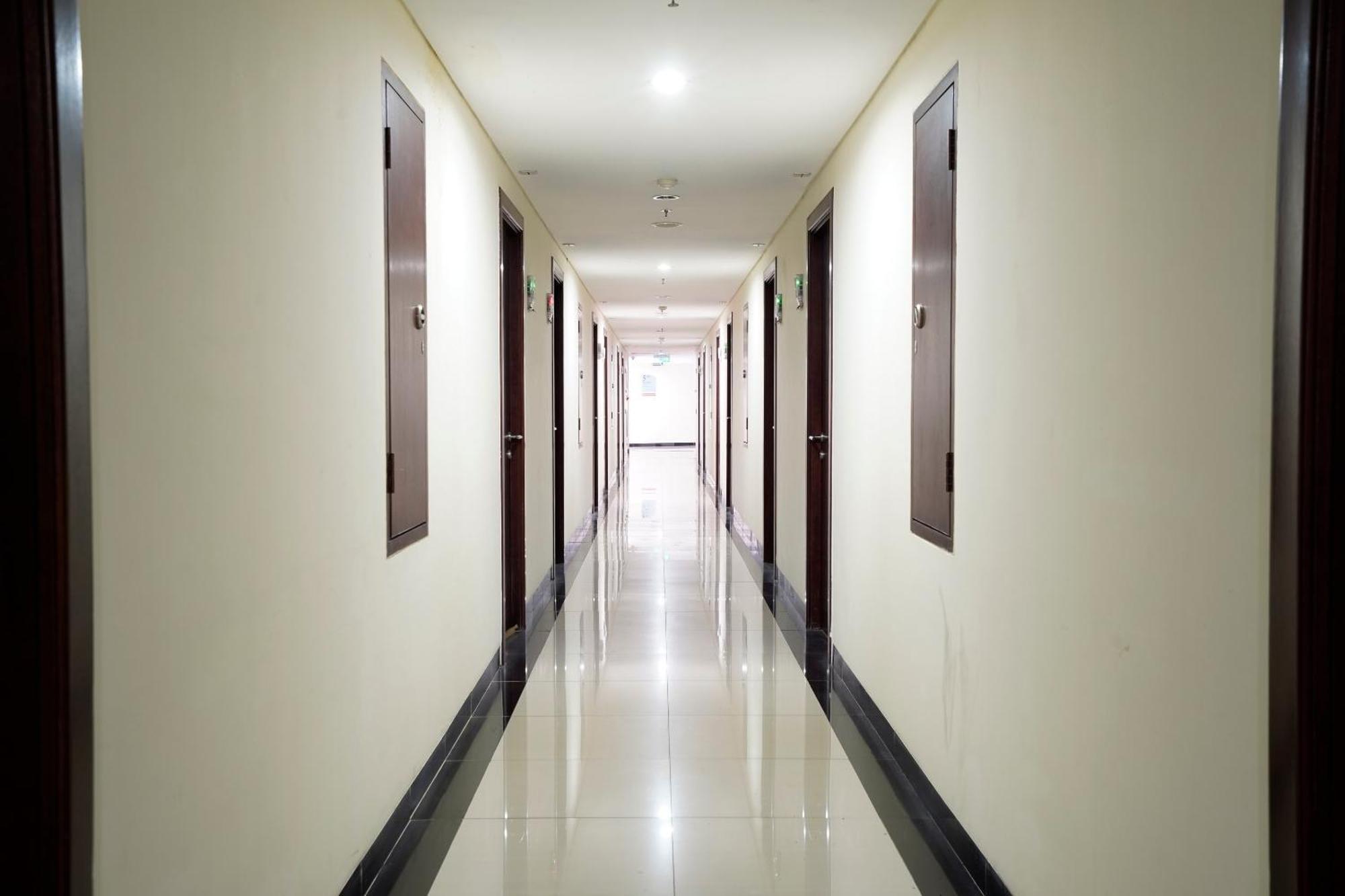 Oyo 94100 Gateway Pasteur Apartment By Ilyasa Bandung Bagian luar foto