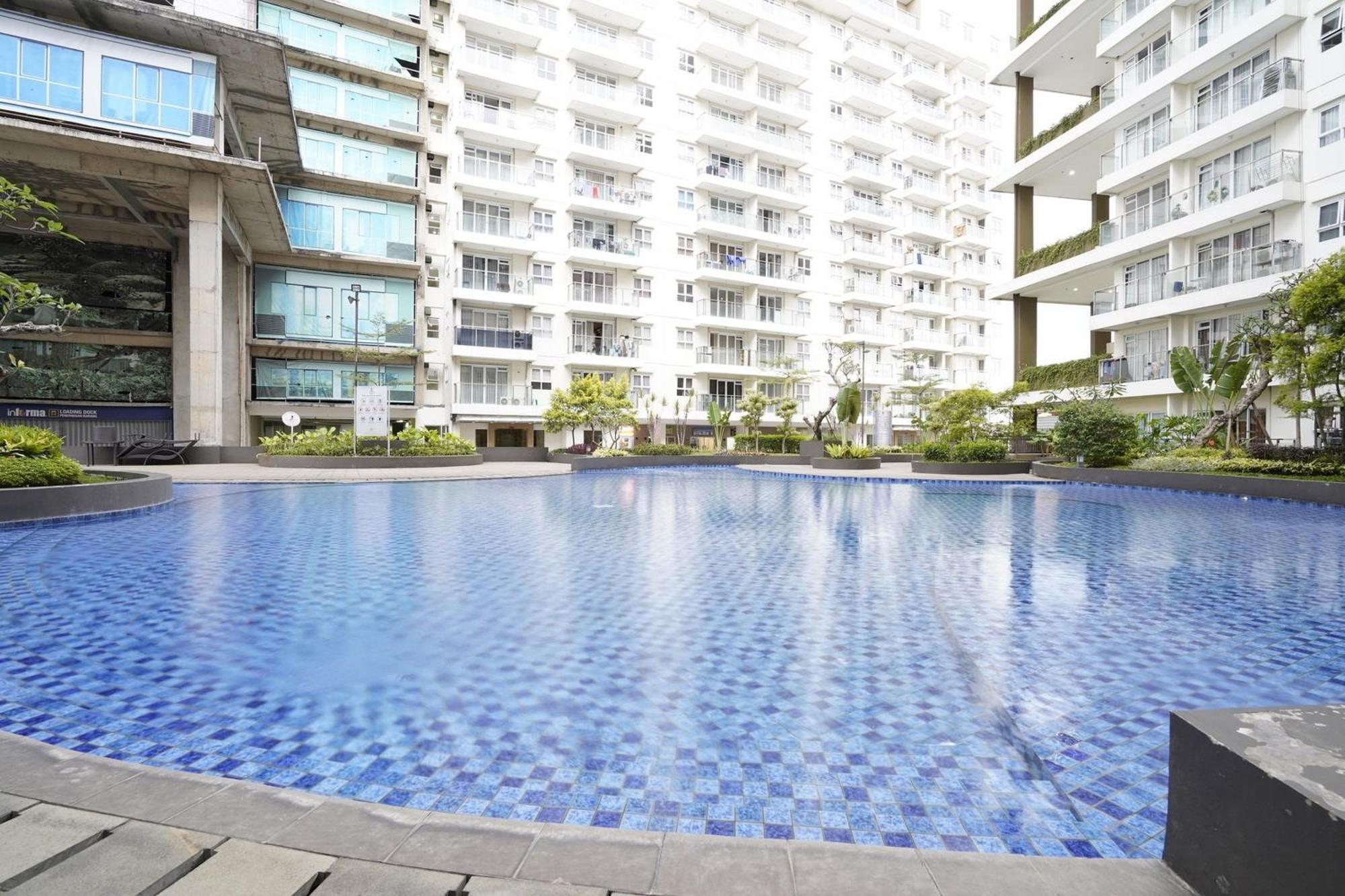 Oyo 94100 Gateway Pasteur Apartment By Ilyasa Bandung Bagian luar foto